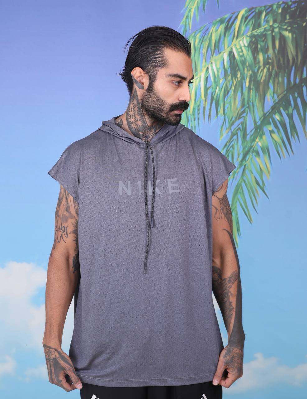تاپ آستین کوتاه مردانه Nike | مدل کلاه‌دار اسپرت